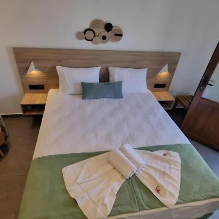 Alexandra * لايميناس